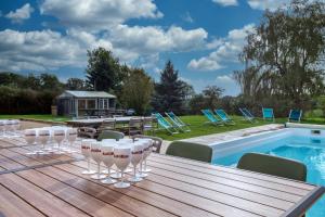 Crazy Villa Le Tertre 28 - Heated pool - Basket - 2h Paris - 44p