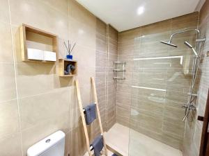 Confortable & Très Bien Noté - Vue Piscine, Proche M Avenue, Piscine, Fibre Optique, Parking