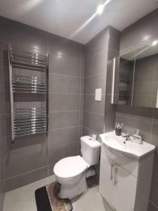 City and Bermondsey Pad 2