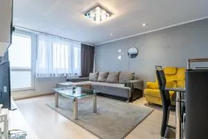 Park Śląski 18th Floor Apartment - Битом