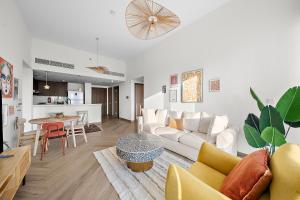 2BR Residence 1 Al Wasl, City View