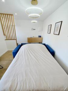 Appart'hotels D-Day Suites : Appartement - Rez-de-Chaussée