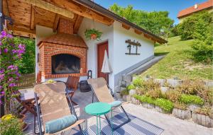 2 Bedroom Nice Home In Donja Stubica