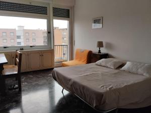 Alloggio centrale comodo al mare e alla stazione