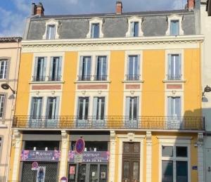 Appartements Appartement L'Oliveraie - La Cite plein les yeux : photos des chambres