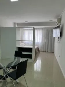 Monoambiente céntrico con cochera - El Tala