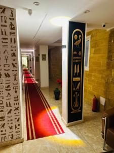 Locanda pyramids view