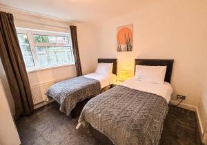 Dacama at Dene Grove- with Patio and 2 Free Parking