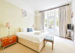 Argyl - Evelyn Gardens Bright 2 Bed in South Kensington