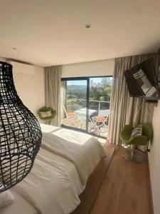 Charming Studio with Terrace in São Brás de Alportel, 32 m²