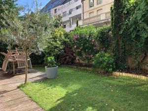 Lumineux avec Jardin, 2BR, 4 à 5 personnes
