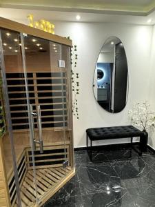 Love Room, Luna Spa APRÈS-MIDI 13h à 18h, créneau de 5h seulement et non une nuitée