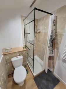 Appartements Le gite du Verger - Appartement a Arc et Senans : photos des chambres