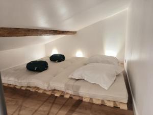 Appartements Le gite du Verger - Appartement a Arc et Senans : photos des chambres