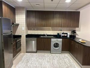 1BHK in Dubai Marina near tram