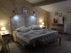 B&B / Chambres d'hotes Mas Val-Chenaie Gordes : photos des chambres