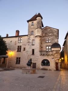 Hotels Bristol Logis Cit'Hotel Perigueux Centre : photos des chambres