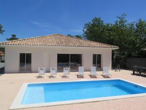 Villas Villa Les Tamaris by Interhome : photos des chambres