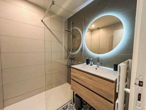 Apartment Les Alizés-1 by Interhome