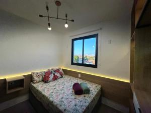 APTO TESLA Novo,com Piscina e Ar condicionado