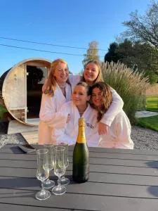 Cour 44 - Gite de charme avec sauna et jacuzzi - Oreye