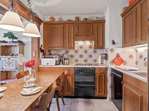 Apartment Triangel D Petersen by Interhome