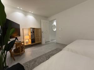 Standard Deluxe Type C2