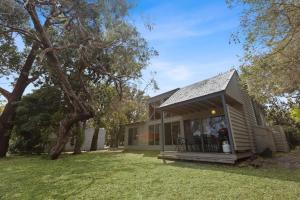 Westwind - Waterfront Retreat