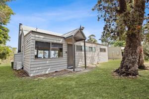 Avon - Waterfront Retreat