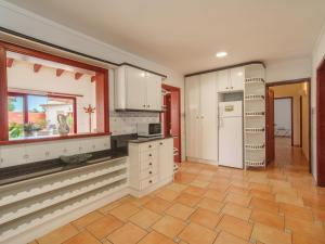 Holiday Home Colegi by Interhome