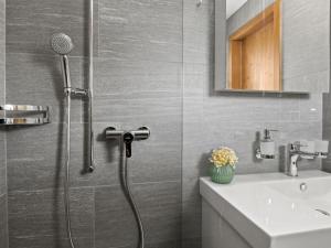 Apartment Nr-68 Haus Ladina by Interhome