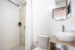 NOWA Provenza --Private Villa with Heated Pool & Spa