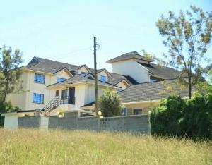 Juniper Green Gardens Resort.