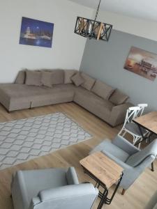 Fully Renovated apartment