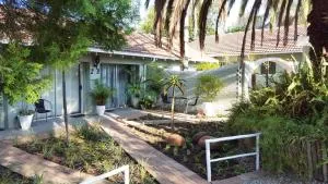 Old Umtali Guest House - Fourways