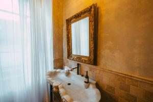 Maisons de vacances Santolina Etrusca Bed and Breakfast, Sauna, Hammam, Jacuzzi : photos des chambres
