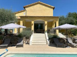 Villas Villa familiale avec piscine a Lorgues, 120 m² : photos des chambres