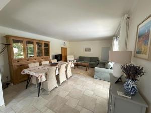 Villas Villa familiale avec piscine a Lorgues, 120 m² : photos des chambres