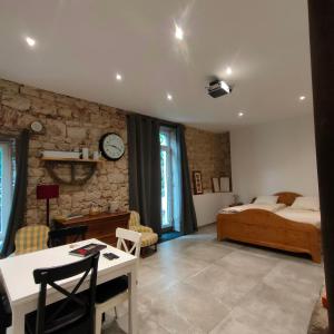 Maisons d'hotes Gites du Longevent Appartement du Moulin Perouges : photos des chambres