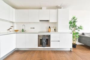 GuestReady - Modern designed home in London