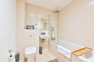 GuestReady - Modern designed home in London