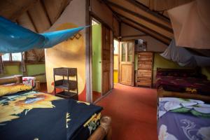 La Casa Mompiche Camping & Dorm