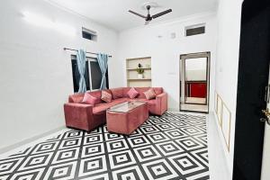 Wayside Villa