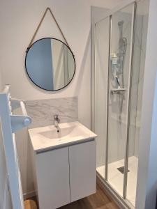 Appartements Notre Dame 4 - 50m bords de Loire - Hypercentre - Tres lumineux : photos des chambres