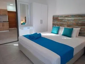 Maison Mont Choisy - One or Two Bedrooms Apartment - Rouge Terre