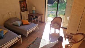 Maisons de vacances Maison de Caractere situee au coeur des domaines viticoles de BANDOL : photos des chambres