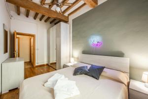 Binario 11 - Centro, Stazione, Netflix