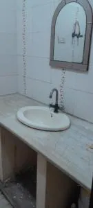 A BEAUTIYFUL HOUSE WITH A BIG BALCONY AND FULL PRIVAcY - Ghaziabad