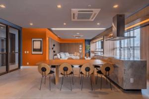 Flat Alto Padrão com Academia, Coworking e Rooftop - Próx à Beira Mar