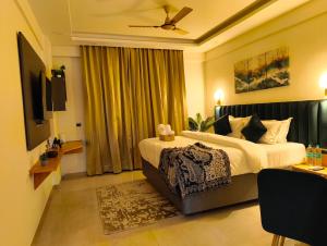 Arth Studios, Omaxe Hazratganj Gomti Nagar Ext